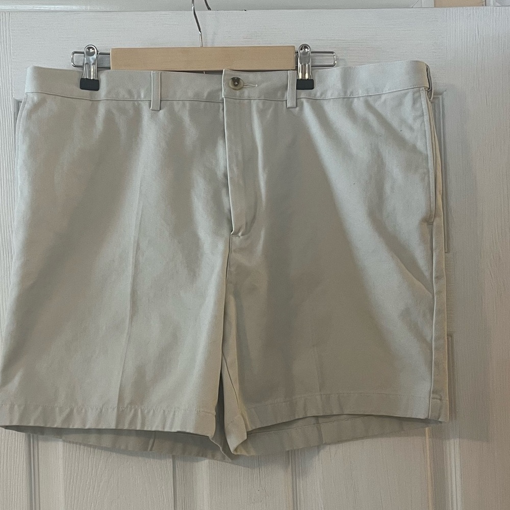 Lands' End Men’s Flat-Front Chino Shorts in Light Khaki